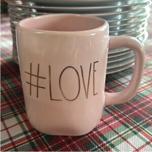NWT Rae Dunn “#LOVE” Mug – 16 oz